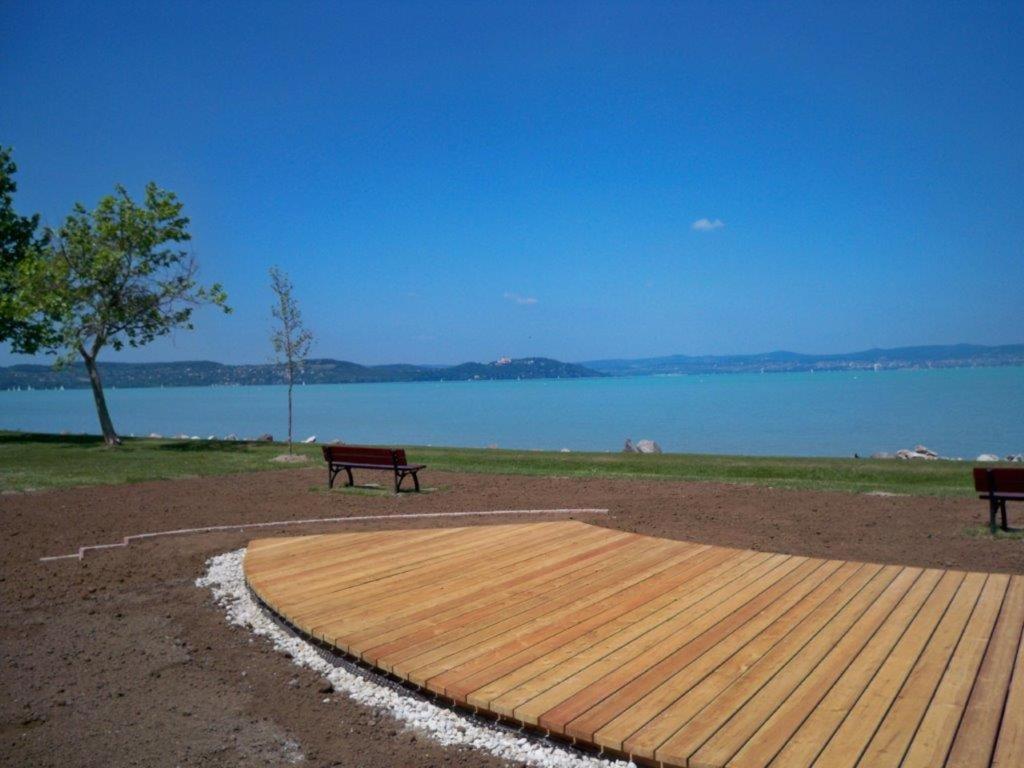 Paradise-Garden-Zamárdi Exteriör bild